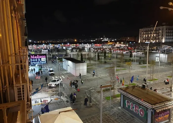 Madison 3* نابولي