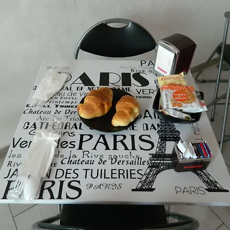 Madison 3* 那不勒斯