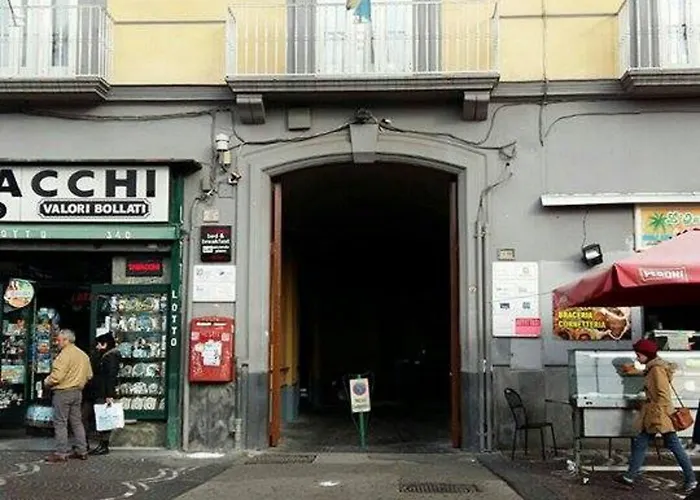 Madison 3* 那不勒斯